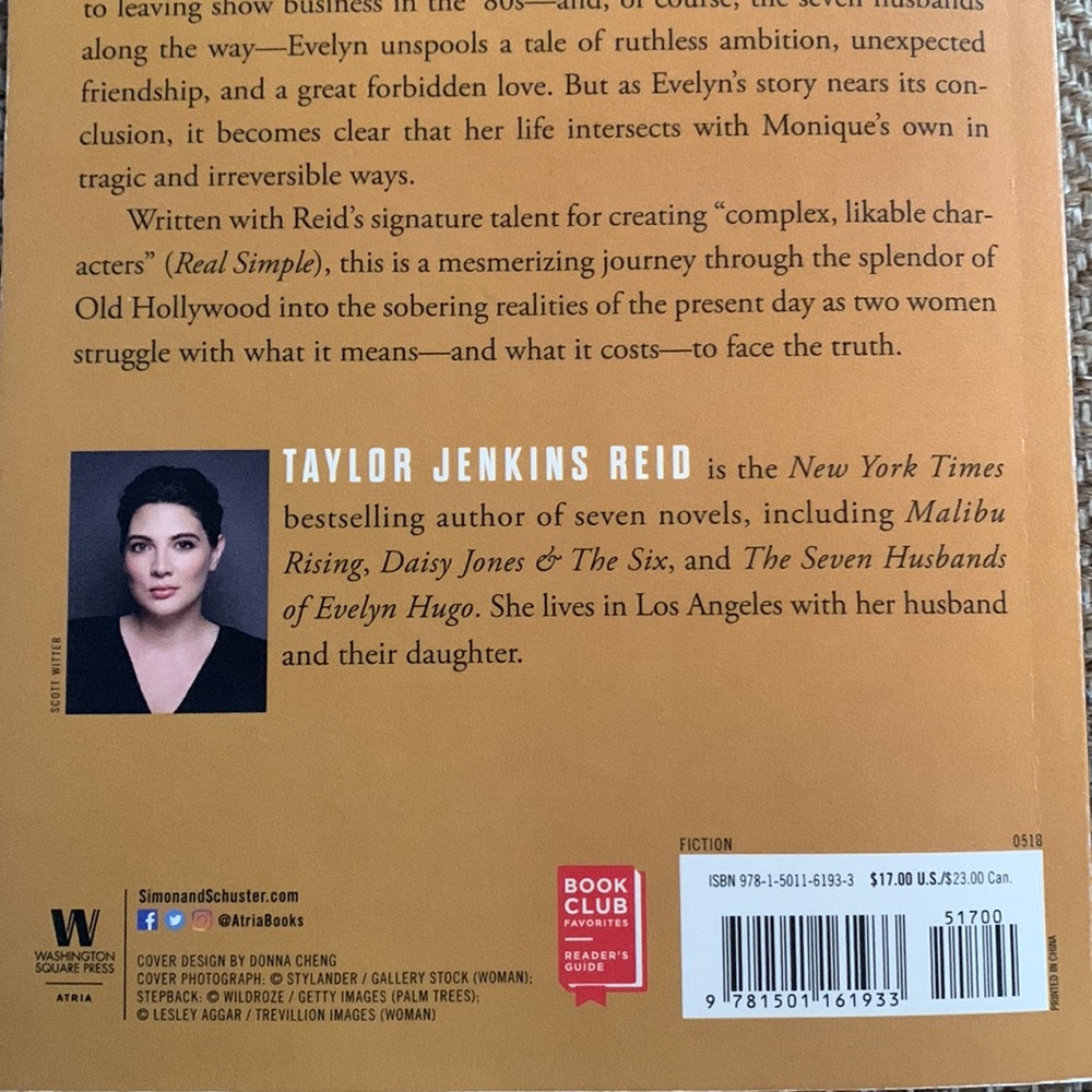 The Seven Husbands of Evelyn Hugo by Taylor Jenkins Reid book - Picture 4 of 5